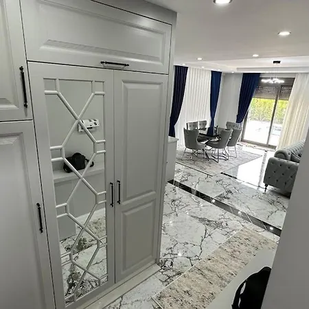Calista Luxury