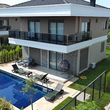 Calista Luxury