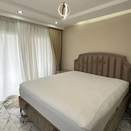 Calista Luxury Μπέλεκ